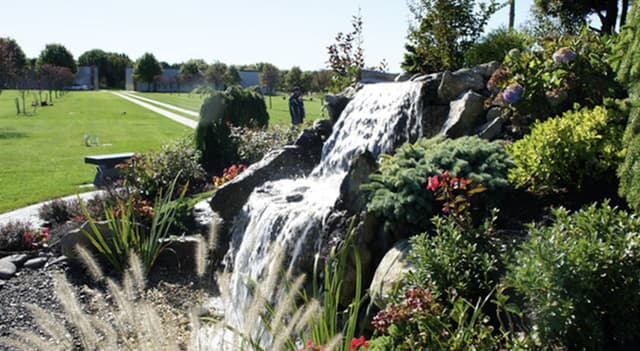 Lawn Crypt for Sale - Washington Memorial Park (2 Spots, Roosevelt Section · Tamarack Lane · Grave 59D): CB-900007
