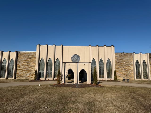 Mausoleum for Sale - Resthaven Memorial Park - Louisville (2 Spots, Section 101, East Wing - Crypt G-1076): CB-900010