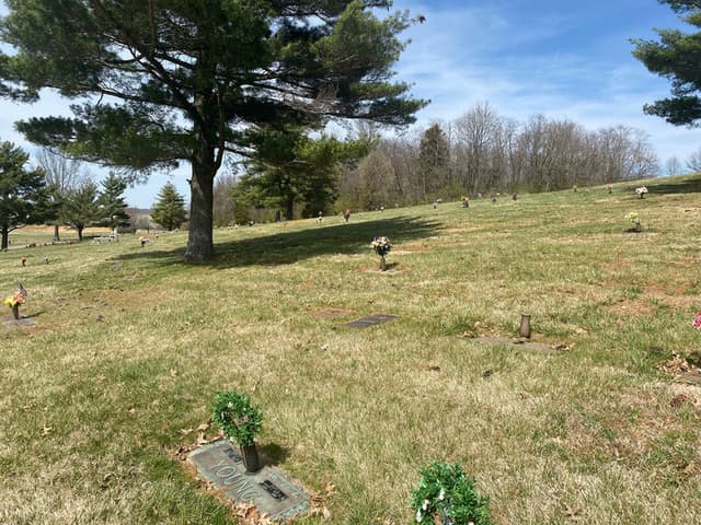 Multiple Graves for Sale - Sunset Funeral Home, Creamation Center, & Cemetery (Sunset Memorial Gardens) (4 Spots, LAST SUPPER SECTION): CB-900035